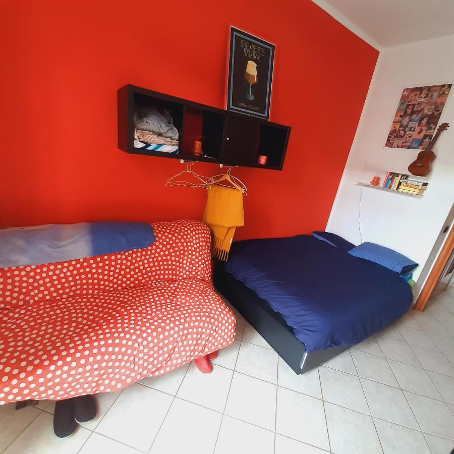 Cozy Room Stanza Close City Center In A Family House Stanza In Appartamento Condiviso Noi Viviamo In Casa Stanza In Affitto Turin Exterior photo