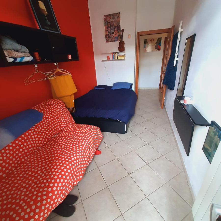 Cozy Room Stanza Close City Center In A Family House Stanza In Appartamento Condiviso Noi Viviamo In Casa Stanza In Affitto Turin Exterior photo