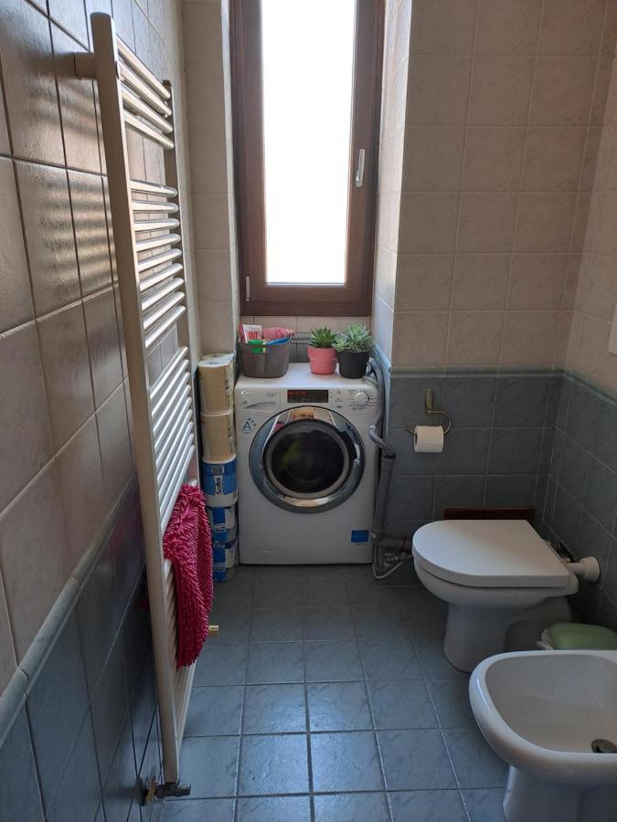 Cozy Room Stanza Close City Center In A Family House Stanza In Appartamento Condiviso Noi Viviamo In Casa Stanza In Affitto Turin Exterior photo