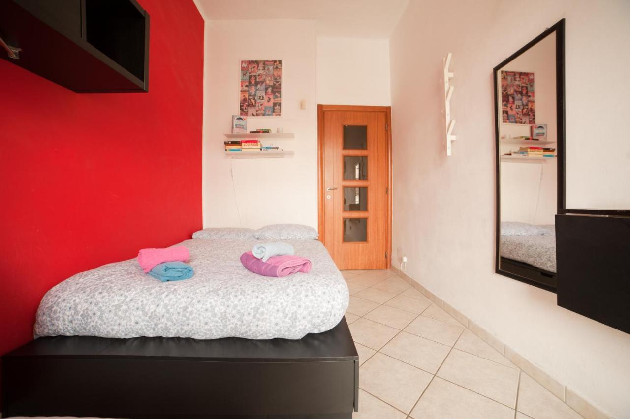 Cozy Room Stanza Close City Center In A Family House Stanza In Appartamento Condiviso Noi Viviamo In Casa Stanza In Affitto Turin Exterior photo