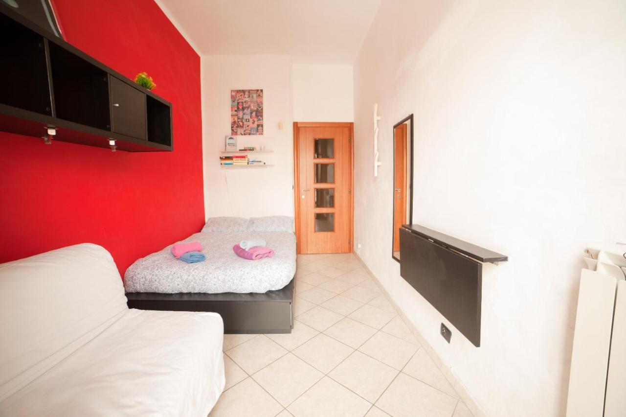 Cozy Room Stanza Close City Center In A Family House Stanza In Appartamento Condiviso Noi Viviamo In Casa Stanza In Affitto Turin Exterior photo